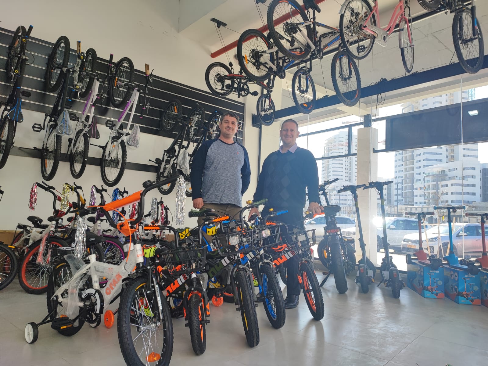 GLSPORT החנות האופניים החדשה בכרמי גת: מעודדים עסקים בעיר